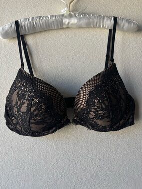 Victoria's Secret Black Lace Push-Up Bra with Mesh Overlay